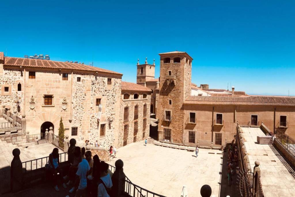 El Escondite De La Muralla Caces Exterior foto