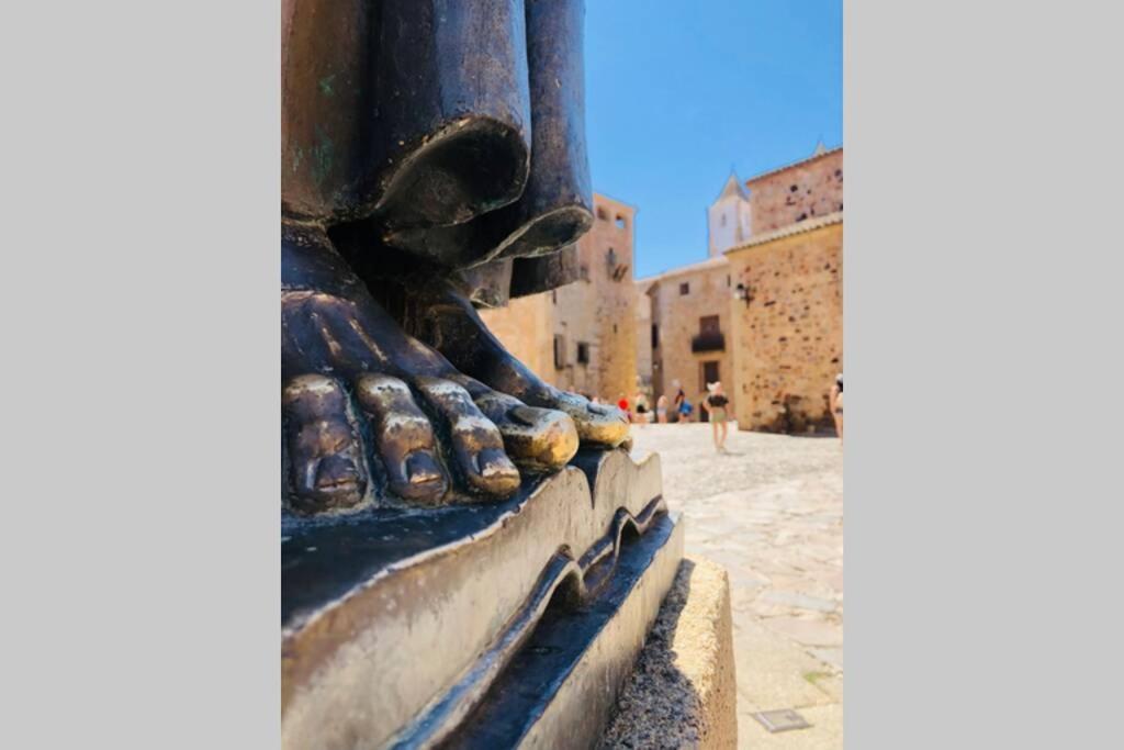 El Escondite De La Muralla Caces Exterior foto